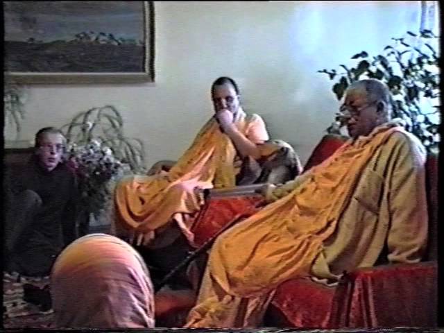 Три аспекта Абсолюта | Брахман, Параматма и Бхагаван