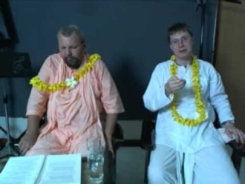 1120719 Srila Avadhut Maharaj Thai