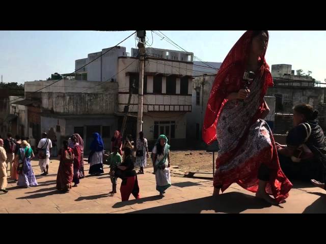 4/108 | Parikrama to Radha-Govinda Mandir